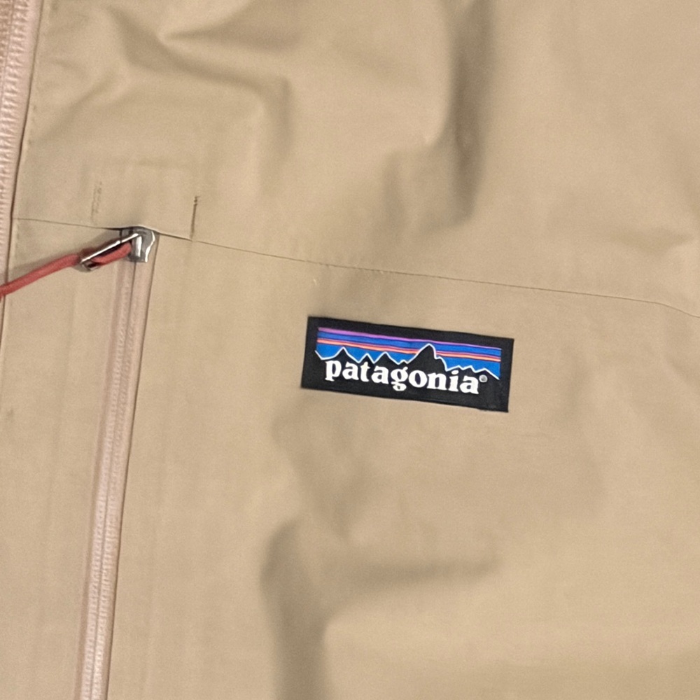 Patagonia Jacket - Picture 2 of 9